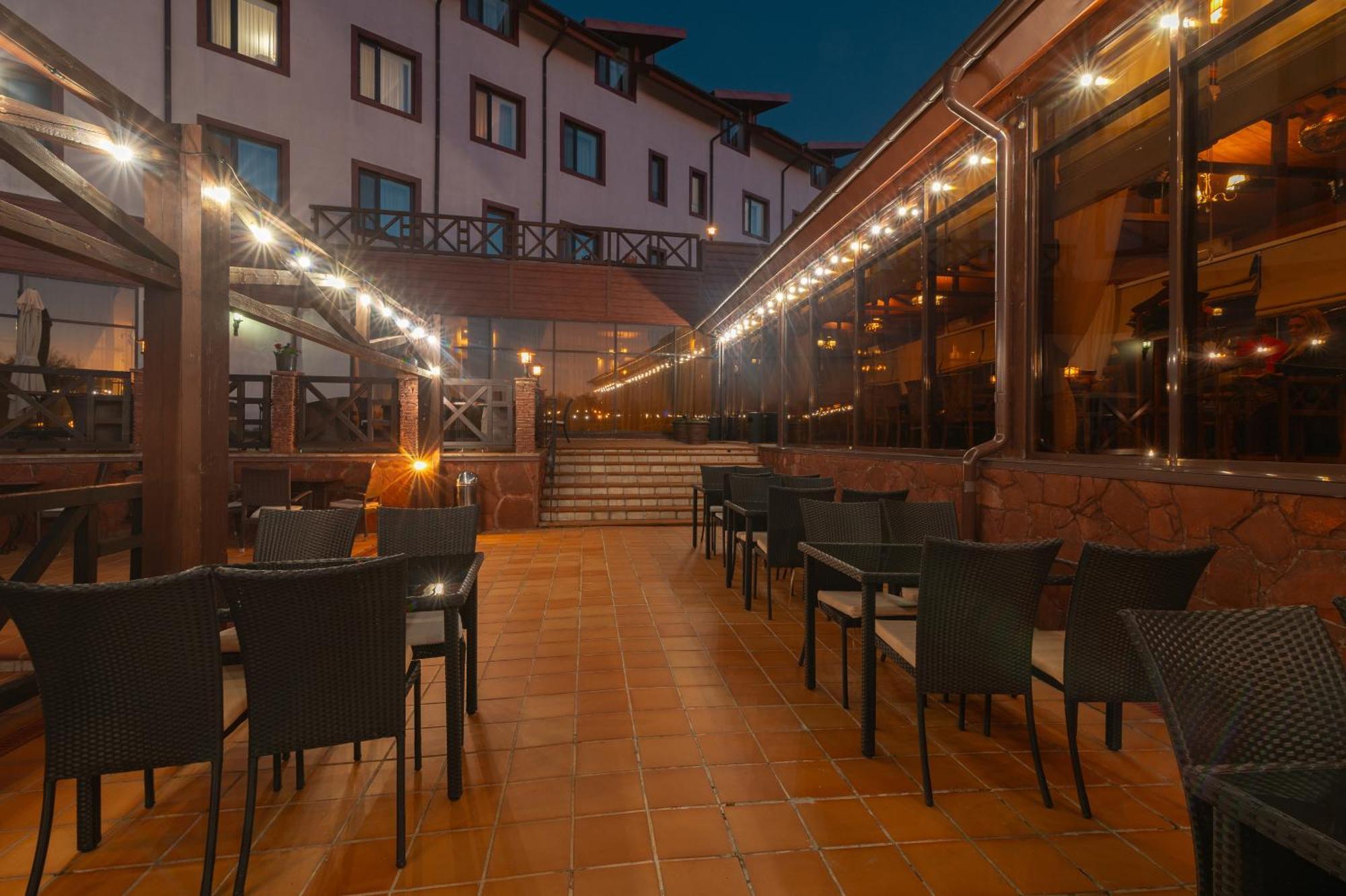 Terrassa Park Hotel Borovoje Eksteriør billede