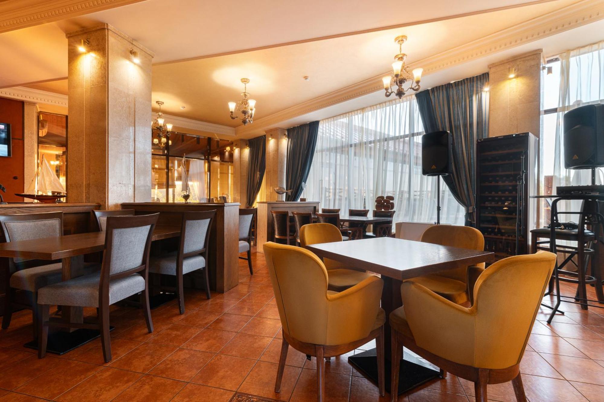 Terrassa Park Hotel Borovoje Eksteriør billede