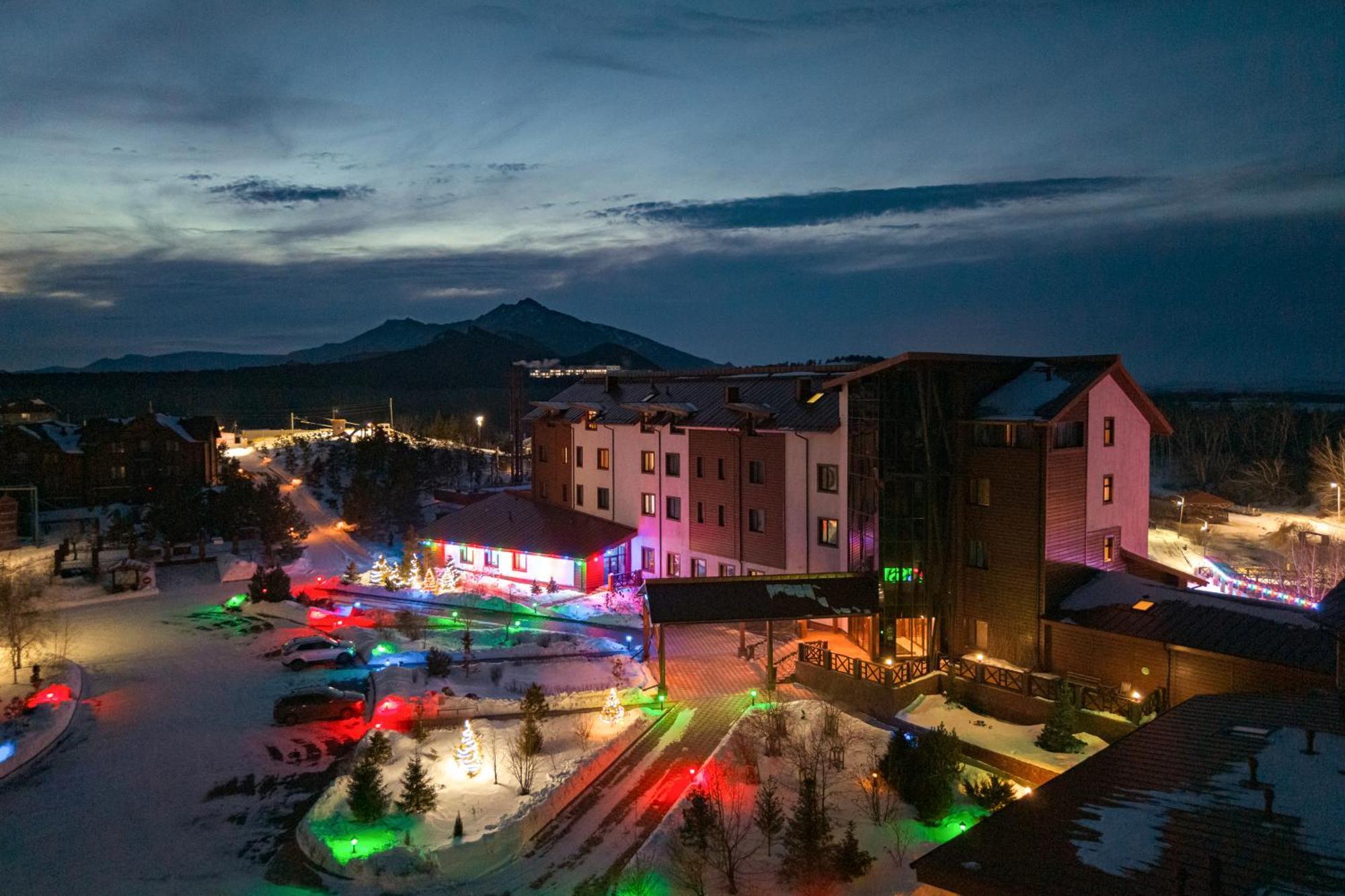 Terrassa Park Hotel Borovoje Eksteriør billede